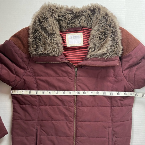 Carve Designs Ventura Puffer jacket w/ faux fur collar zip front pockets size S - Picture 14 of 16